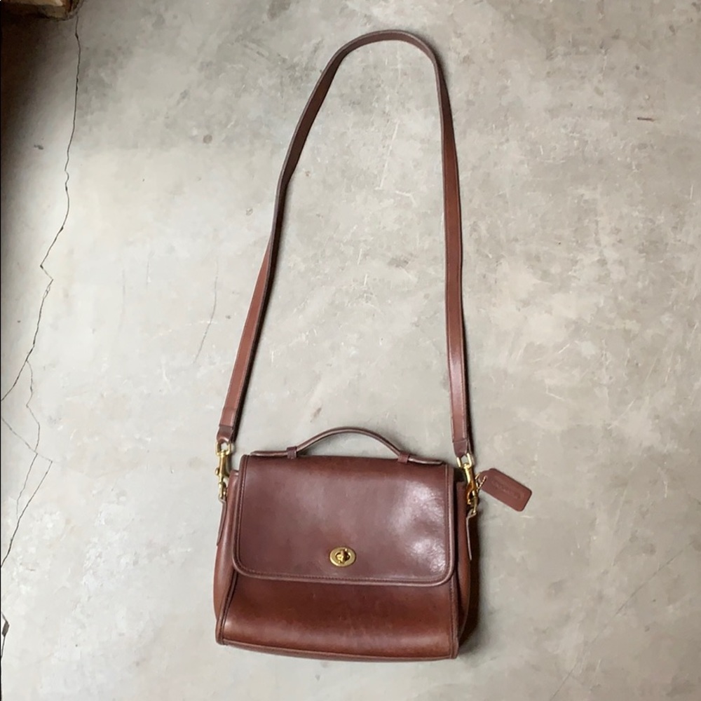 Vintage Coach crossbody mahogany brown